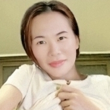 李梅的第一张照片--茂名闪婚服务中心