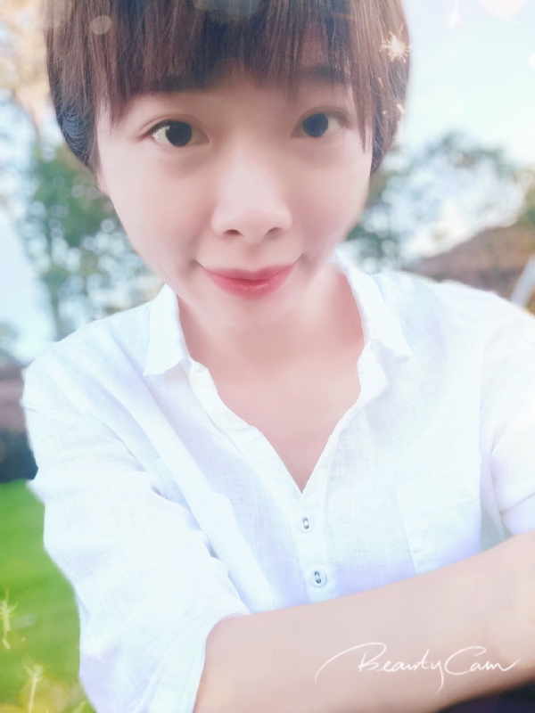 悠悠南山下的第一张照片--茂名闪婚服务中心